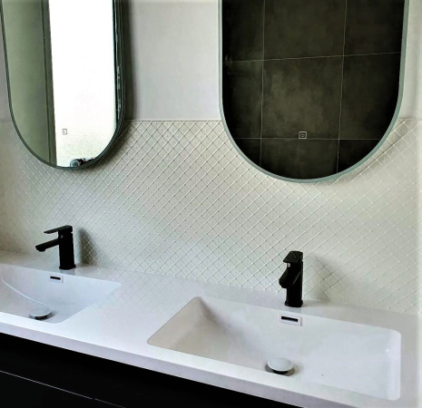 apm_paddington_white_stamp