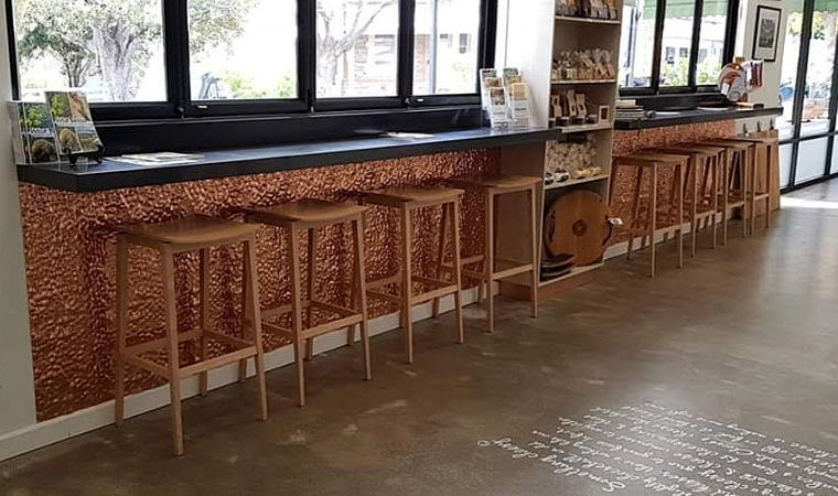 apm_pebblecrete_copper_bar_2