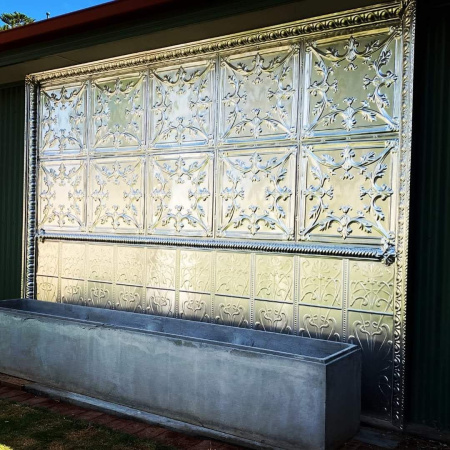 apm_wales_waratah_water_feature_184922523