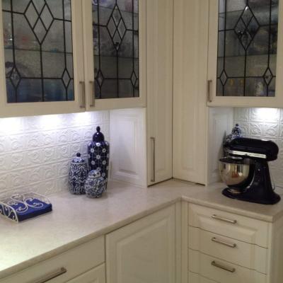 Apm Petra White Splashback Corner 2 2